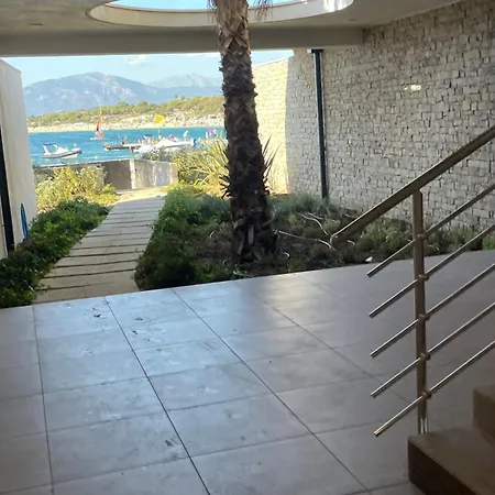 Le Galatee -t2 Luxe Les Pieds Dans L'eau - Porticcio (Corsica)