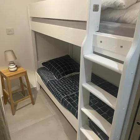 Le Galatee -t2 Luxe Les Pieds Dans L'eau - *